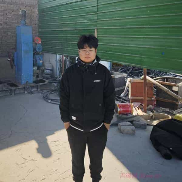 33岁岁河北单身帅哥 - 阳泉吉缘网