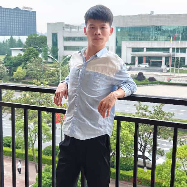 29岁岁湖南单身帅哥 - 阳泉吉缘网