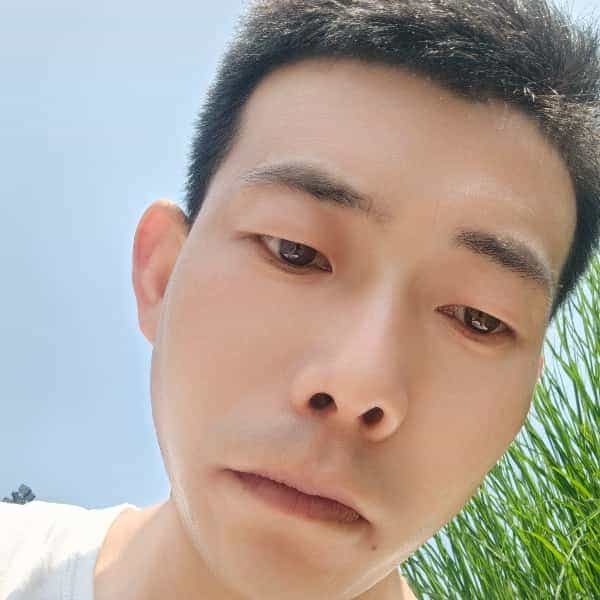 31岁岁陕西单身帅哥 - 阳泉吉缘网