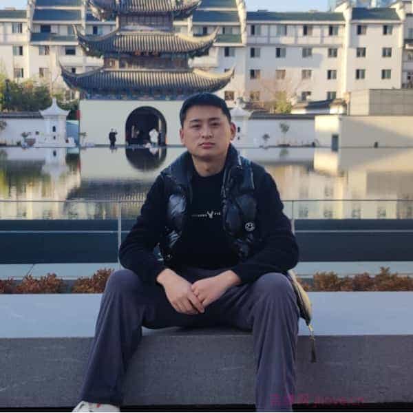 31岁岁湖北单身帅哥 - 阳泉吉缘网